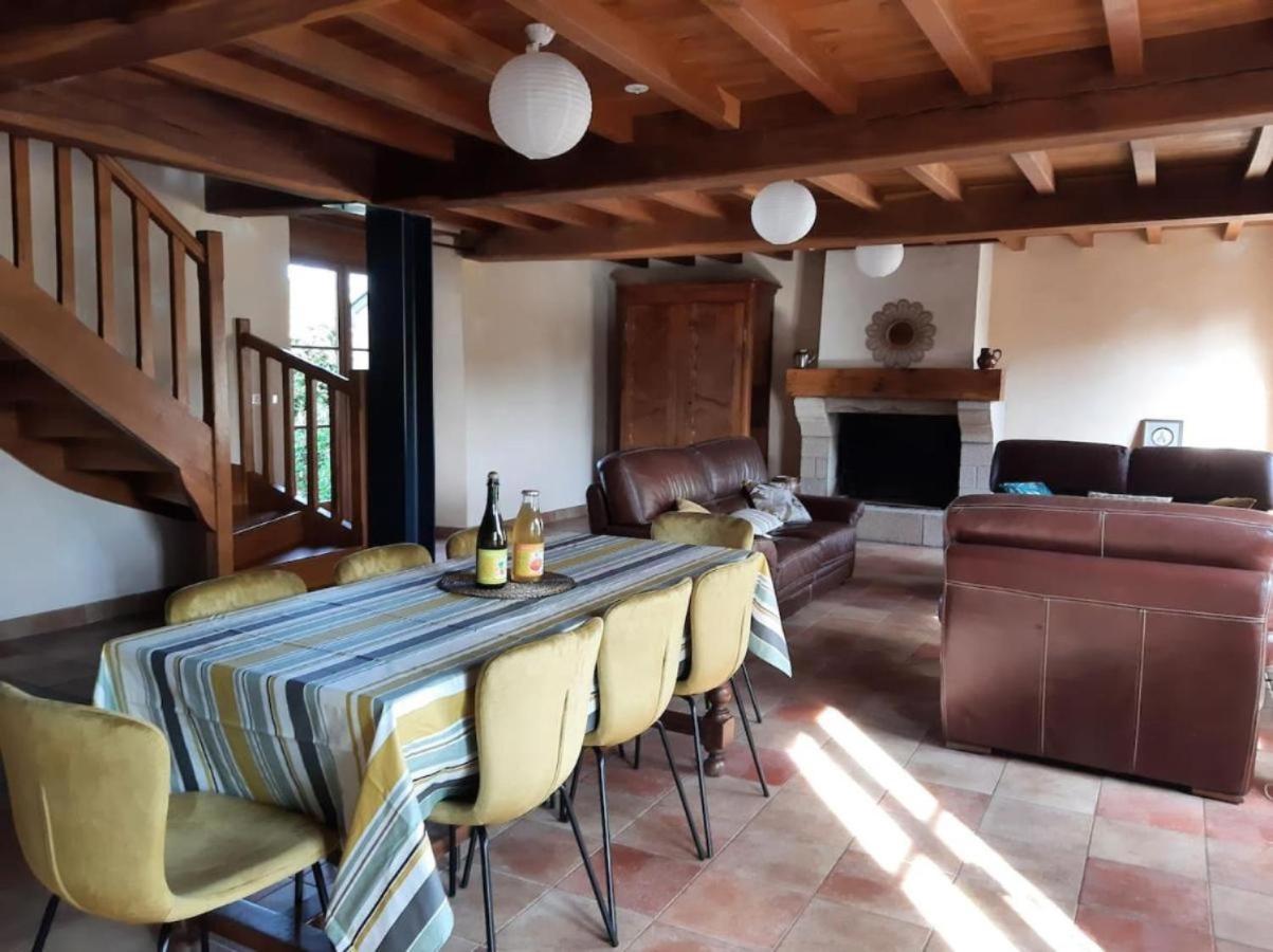 Longere Familiale Villa Melesse Exterior foto