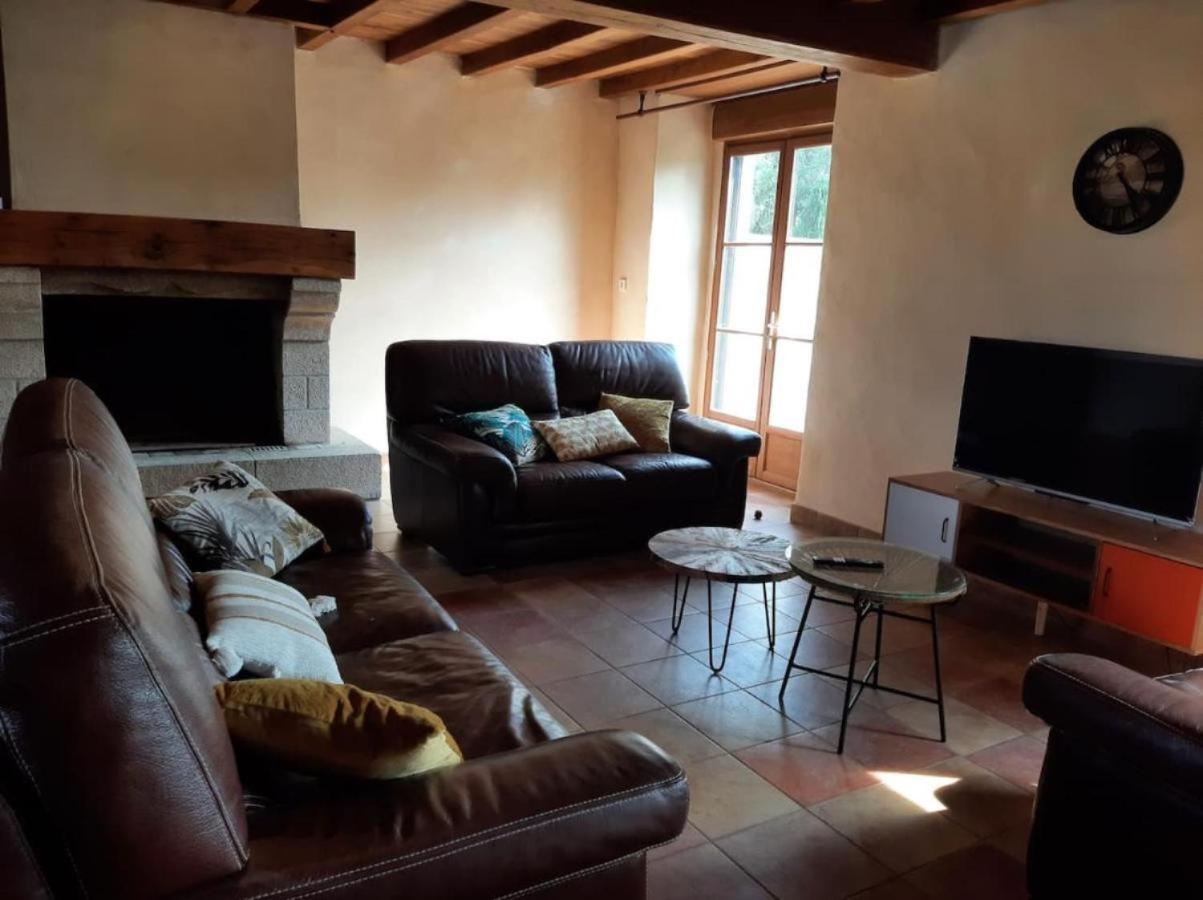 Longere Familiale Villa Melesse Exterior foto